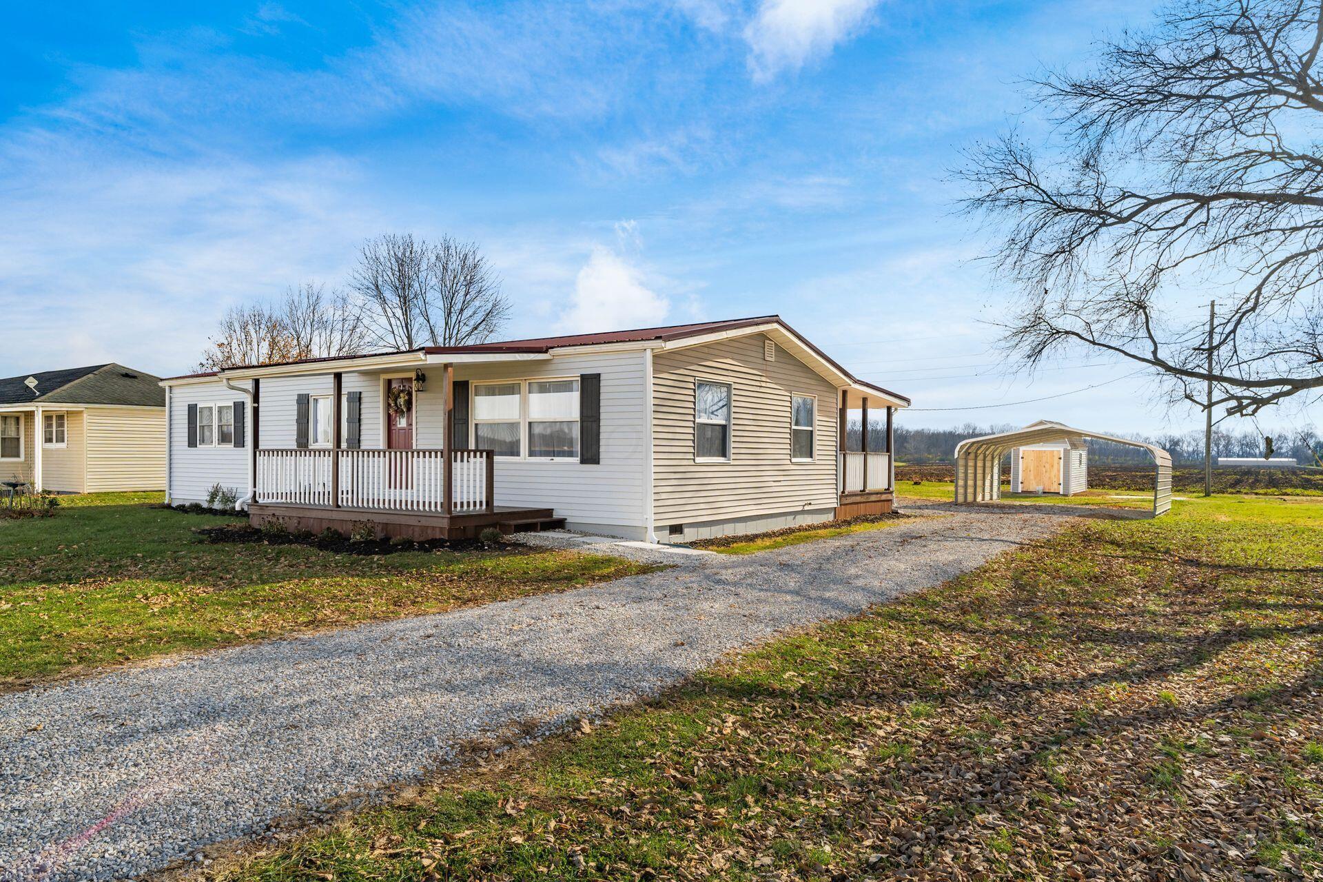 5537 Tarlton Road Circleville, OH 43113 - Photo 2 of 36 002_ Circleville OH 43113 USA
