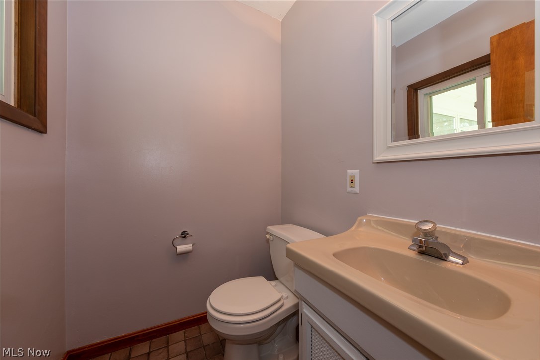6476 Duval Road Cleveland, OH 44124 - Photo 23 of 35 Gallery Image 23