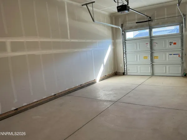 $366,900 | 258 Green Lane, Dayton, NV 89403