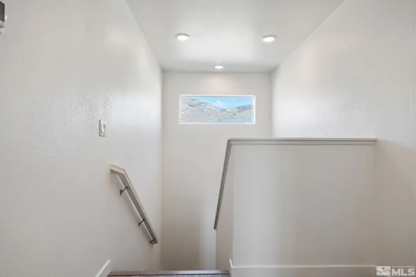 $366,900 | 258 Green Lane, Dayton, NV 89403