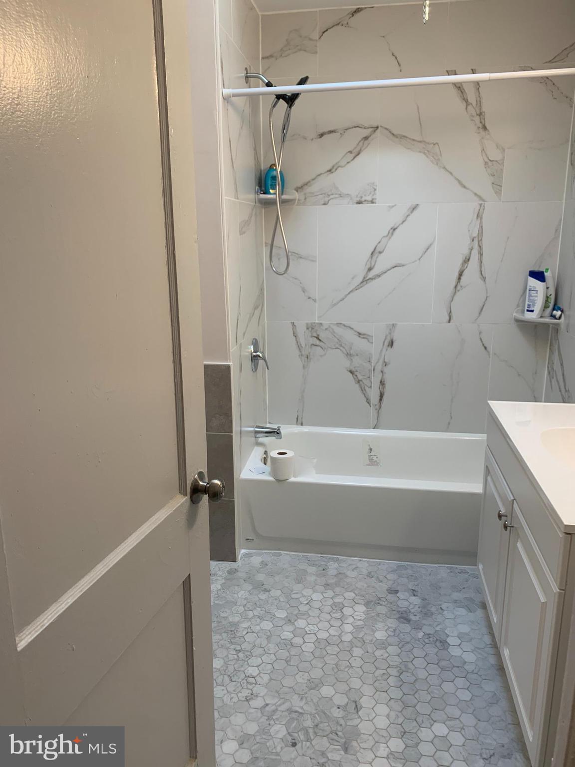 5606 Miriam Road Philadelphia, PA 19124 - Photo 8 of 9 Gallery Image 8