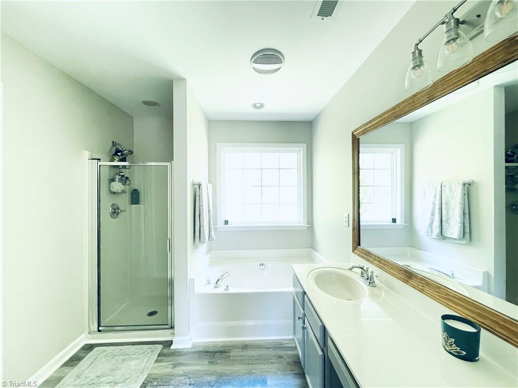 7818 Wilson Farm Road Summerfield, NC 27358 - Photo 23 of 50 Primary bathroom