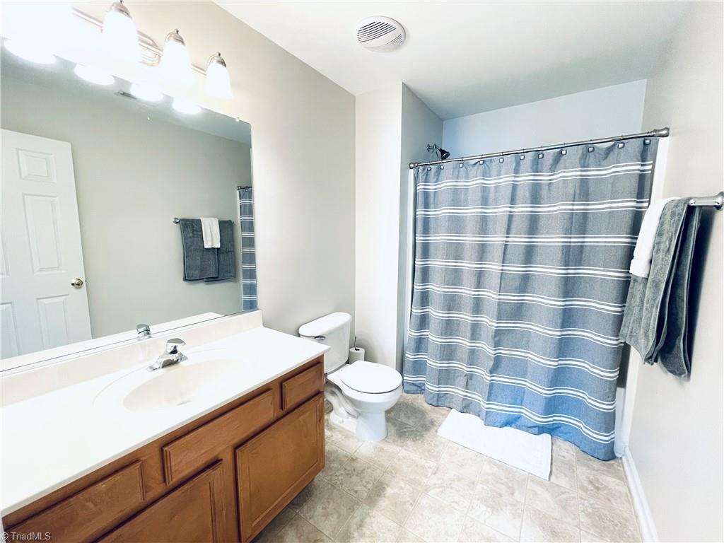7818 Wilson Farm Road Summerfield, NC 27358 - Photo 44 of 50 Hall bathroom