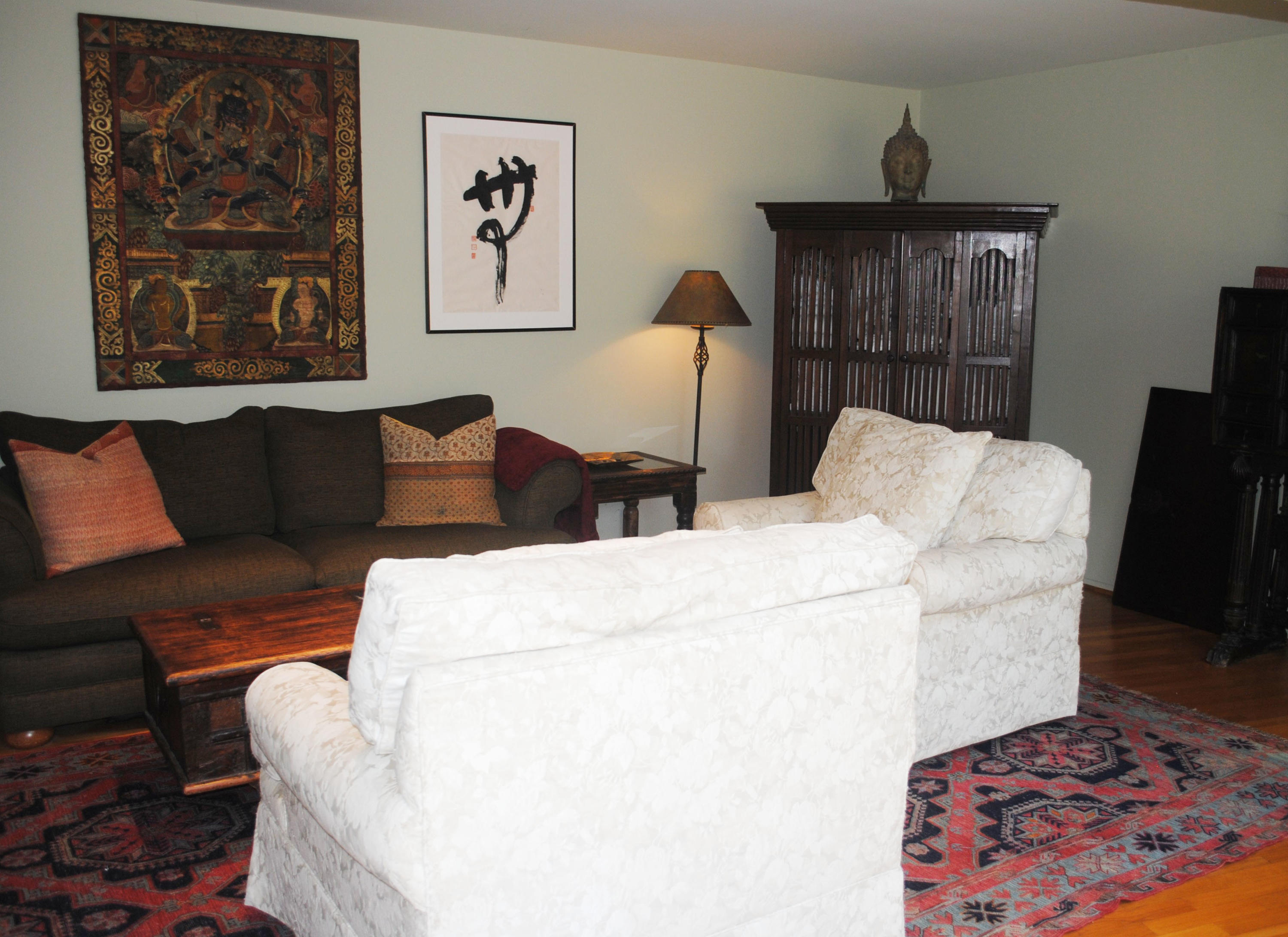 548 San Ysidro Road, Unit A Santa Barbara, CA 93108 - Photo 13 of 25 Living Room-m