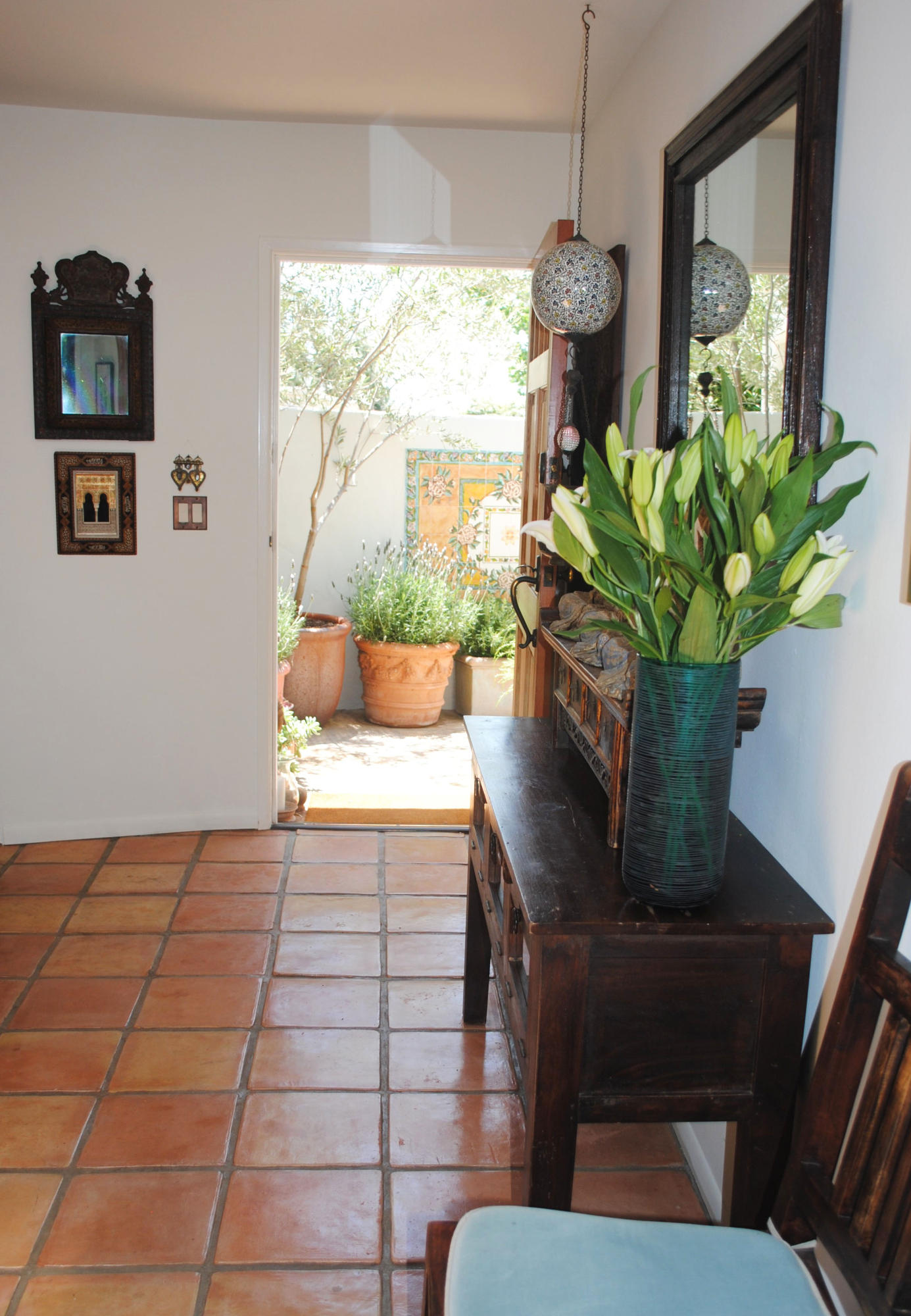 548 San Ysidro Road, Unit A Santa Barbara, CA 93108 - Photo 15 of 25 View of Courtyard from Dining Area-m