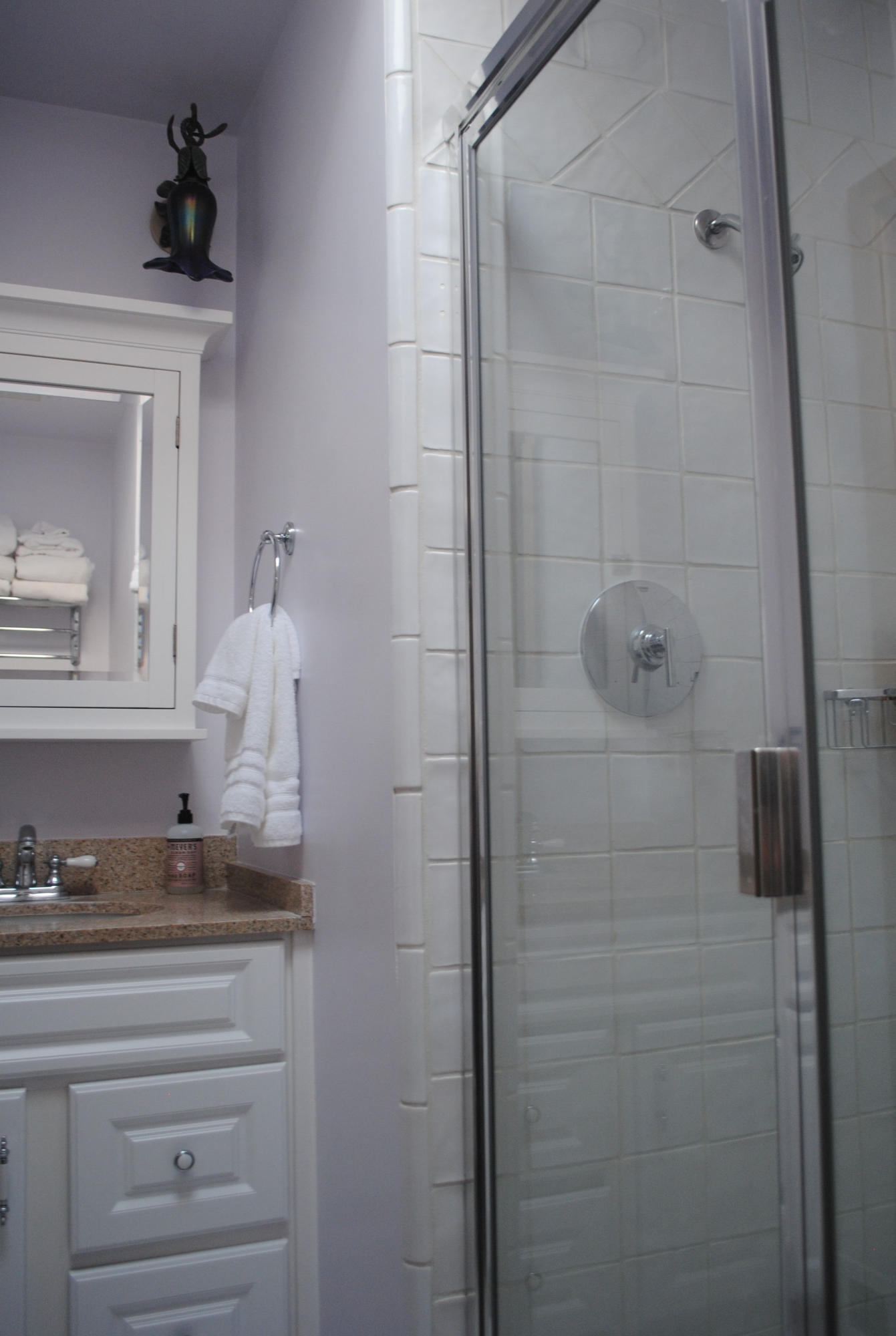 548 San Ysidro Road, Unit A Santa Barbara, CA 93108 - Photo 22 of 25 Bathroom 1-m