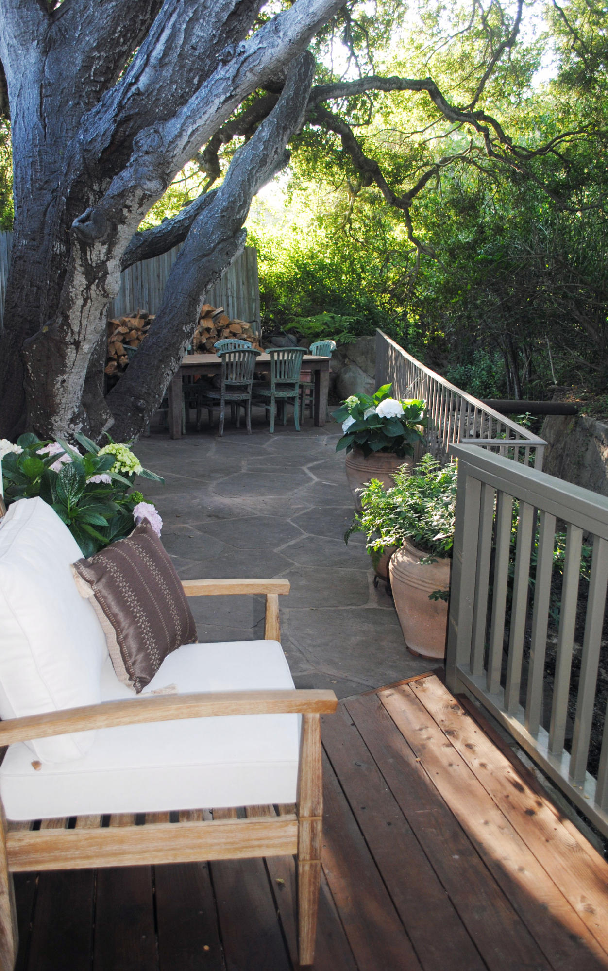 548 San Ysidro Road, Unit A Santa Barbara, CA 93108 - Photo 24 of 25 Under the Oaks-m