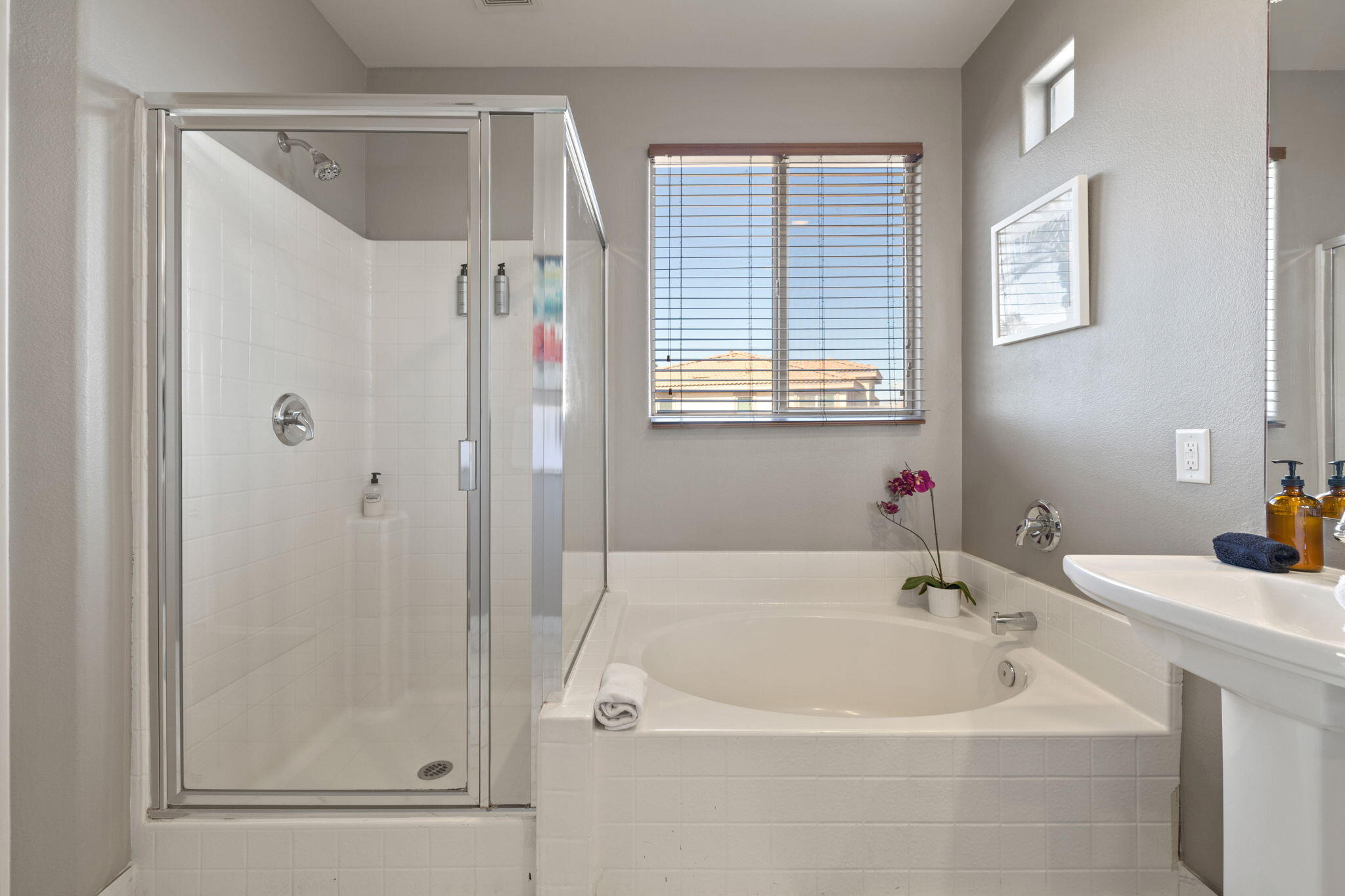 80759 Avery Drive Indio, CA 92201 - Photo 26 of 70 a white bath tub sitting next to a white sink