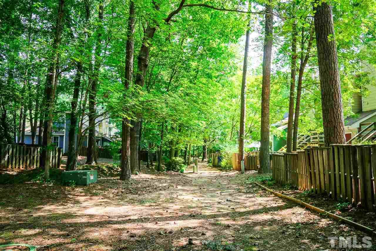 1520 Edgeside Court Raleigh, NC 27609 - Photo 25 of 30