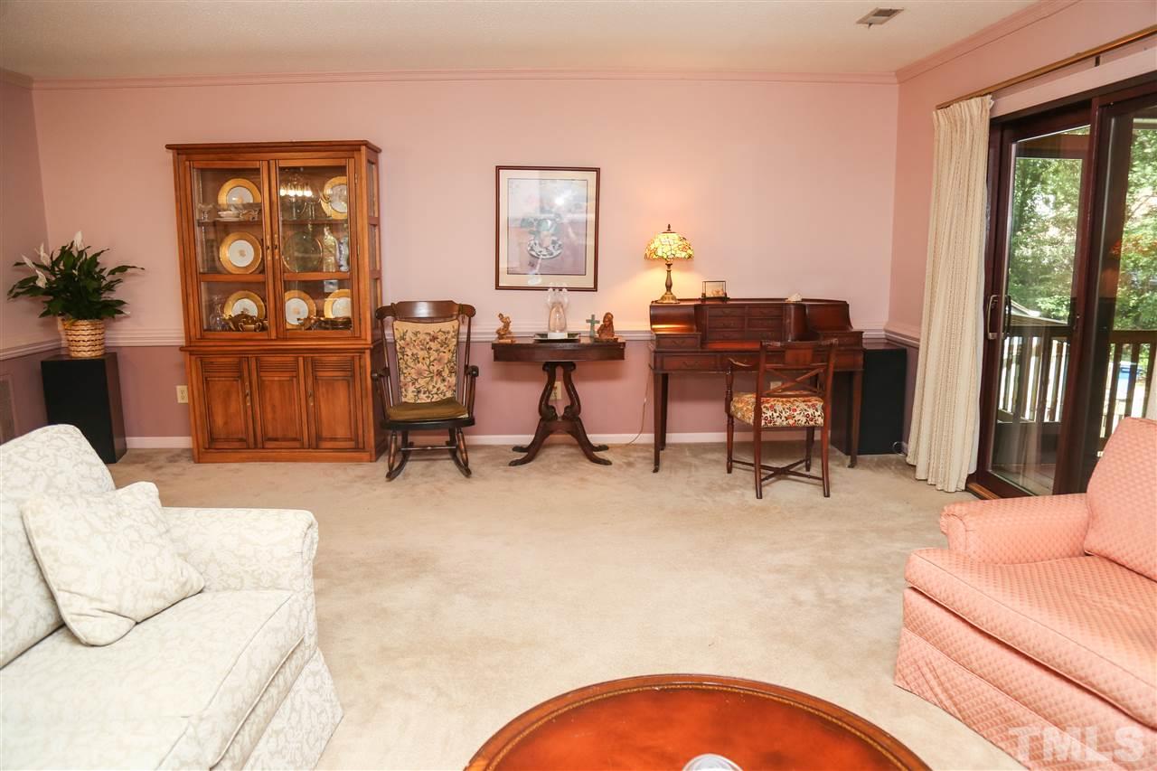 1520 Edgeside Court Raleigh, NC 27609 - Photo 8 of 30