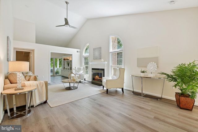 $750,000 | 10817 Luxberry Drive, North Bethesda, MD 20852