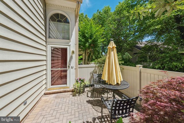 $750,000 | 10817 Luxberry Drive, North Bethesda, MD 20852