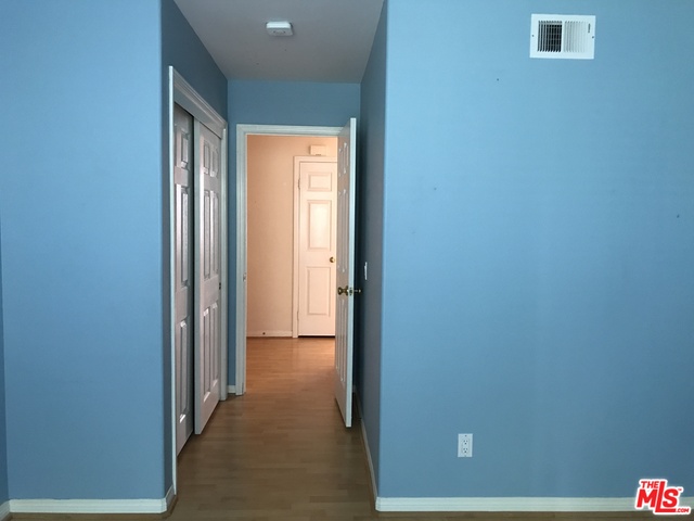 2489 Gillingham Circle Thousand Oaks, CA 91362 - Photo 7 of 11