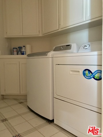 2489 Gillingham Circle Thousand Oaks, CA 91362 - Photo 10 of 11