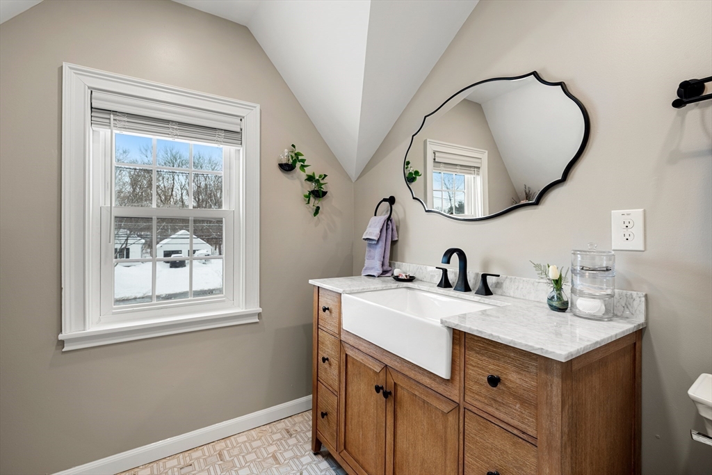 16 Porter Road Andover, MA 01810 - Photo 34 of 42 Gallery Image 34