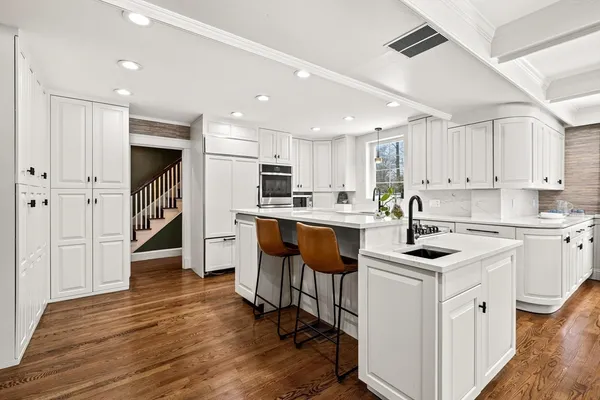 $2,450,000 | 16 Porter Road, Andover, MA 01810