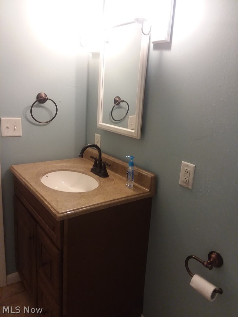 809 Newark Road Mount Vernon, OH 43050 - Photo 13 of 22 Gallery Image 13