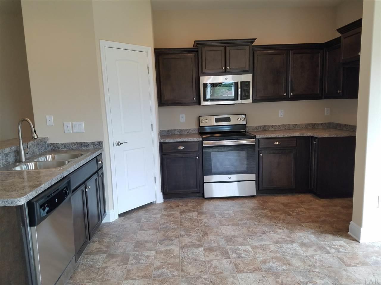12271 Pinfish Road, Unit 20B Pensacola, FL 32506 - Photo 7 of 26 Gallery Image 7