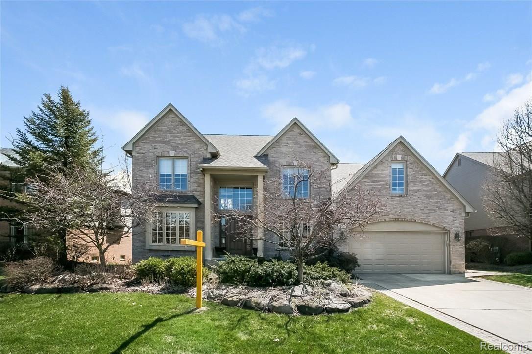 1622 Chase Drive Rochester, MI 48307 - Photo 1 of 55 001-2621784-medium.jpg