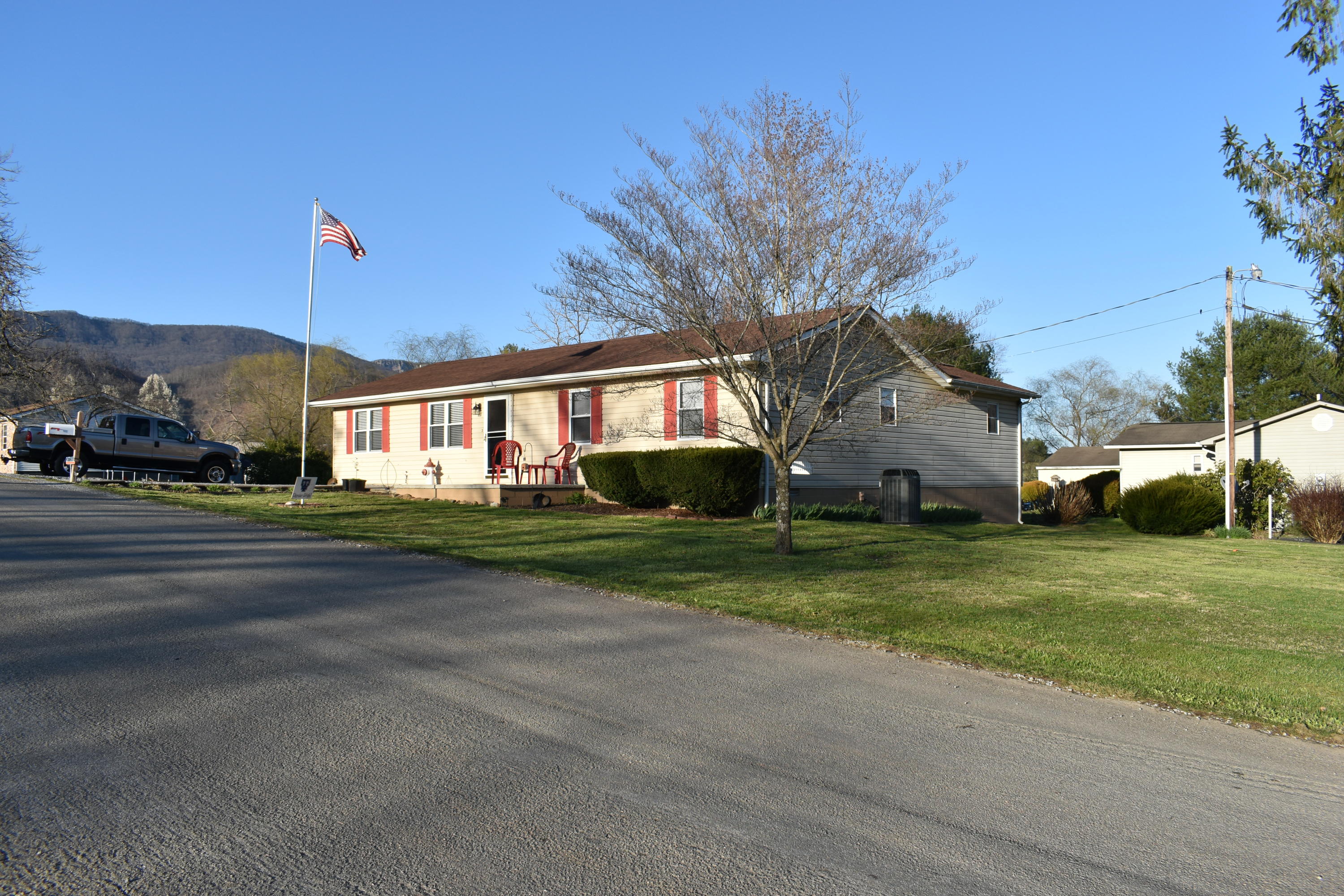 185 Snavely Road Ewing, VA 24248 - Photo 25 of 26 DSC_0082