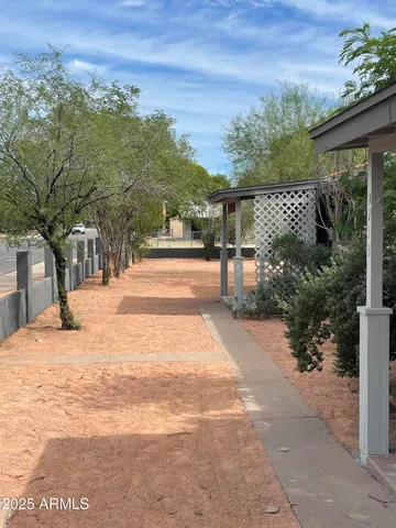 $1,350 | 2919 East Oak Street, Unit 1, Phoenix, AZ 85008