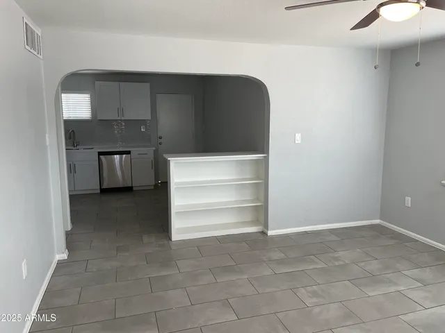 $1,350 | 2919 East Oak Street, Unit 1, Phoenix, AZ 85008