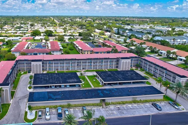 a view of building with yard