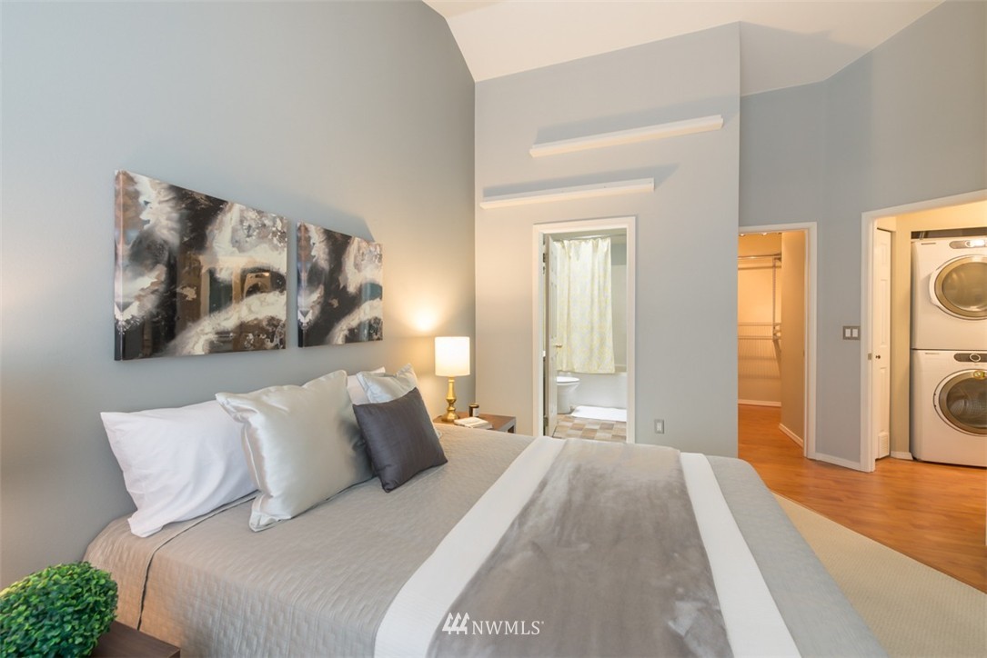 22715 4th Avenue West, Unit 105 Bothell, WA 98021 - Photo 13 of 23