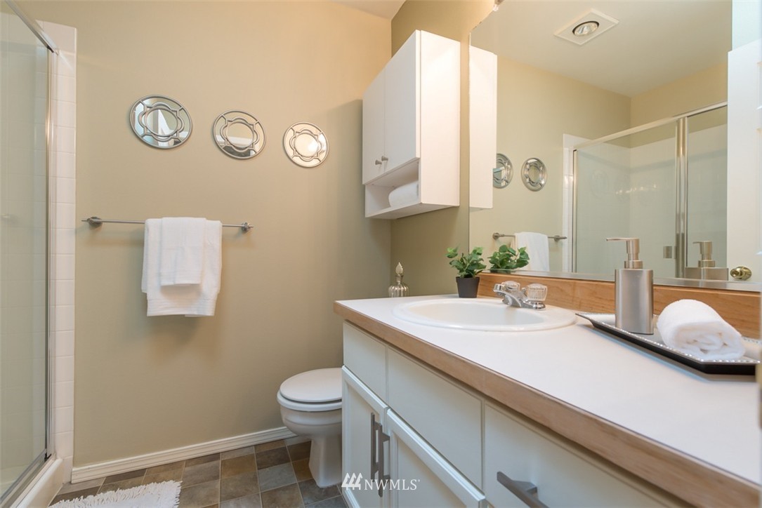 22715 4th Avenue West, Unit 105 Bothell, WA 98021 - Photo 18 of 23