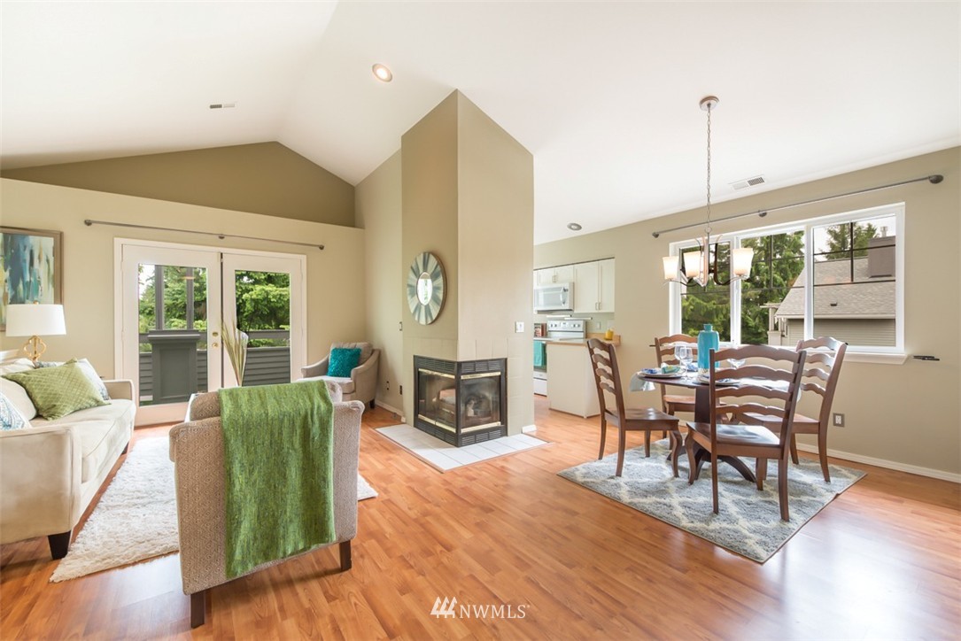 22715 4th Avenue West, Unit 105 Bothell, WA 98021 - Photo 6 of 23