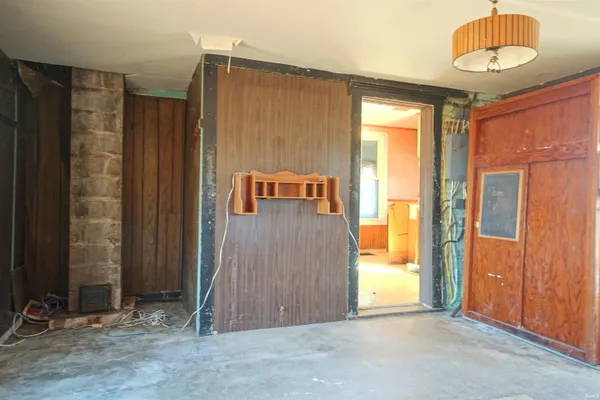 $315,000 | 867 West State Road 114, North Manchester, IN 46962
