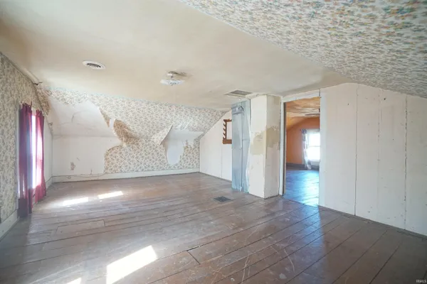$315,000 | 867 West State Road 114, North Manchester, IN 46962