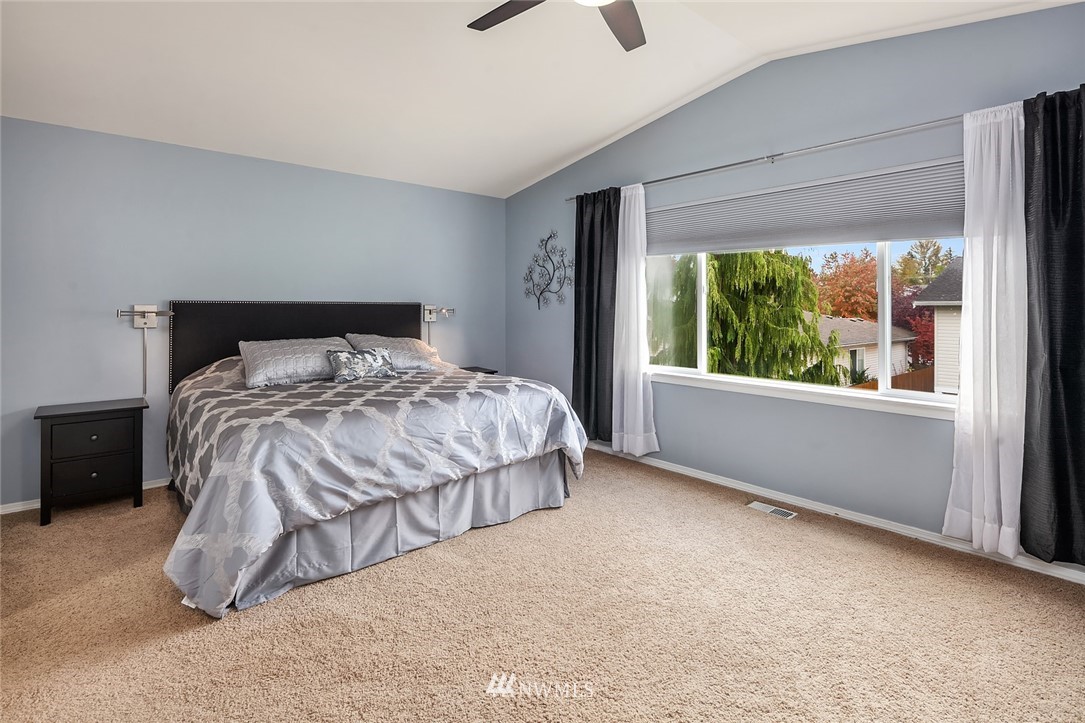480 Field Place Northeast Renton, WA 98059 - Photo 19 of 25