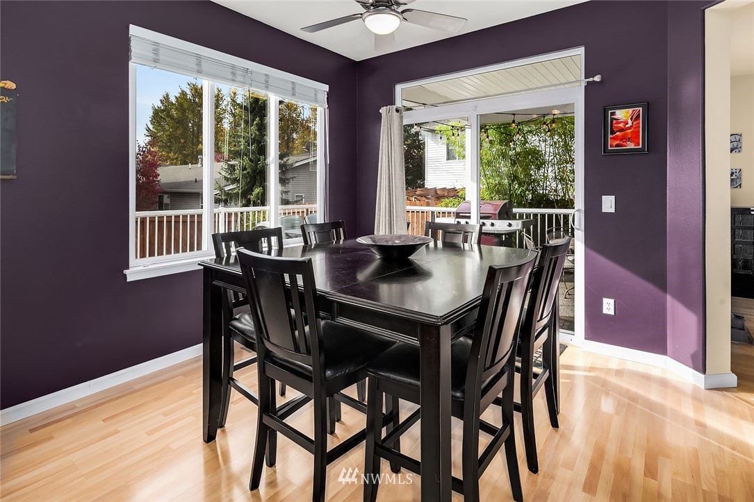 480 Field Place Northeast Renton, WA 98059 - Photo 10 of 25