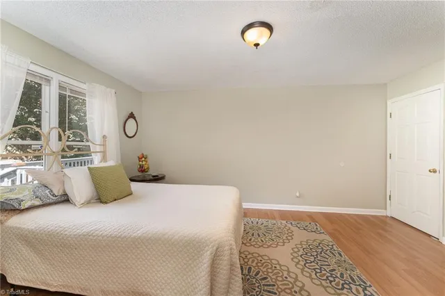 $245,900 | 944 Chatfield Drive, Jamestown, NC 27282