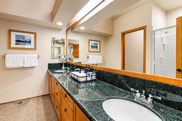 $2,250,000 | 756 Fairway Circle, Unit 756, Mammoth Lakes, CA 93546