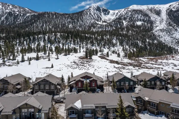 $2,250,000 | 756 Fairway Circle, Unit 756, Mammoth Lakes, CA 93546
