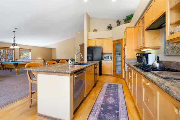 $2,250,000 | 756 Fairway Circle, Unit 756, Mammoth Lakes, CA 93546