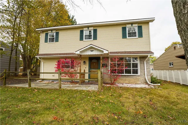 $259,900 | 407 Van Roen Road, Utica, NY 13502