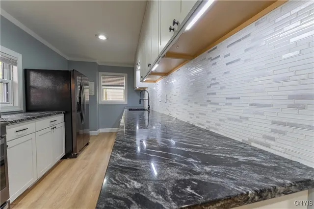 $259,900 | 407 Van Roen Road, Utica, NY 13502