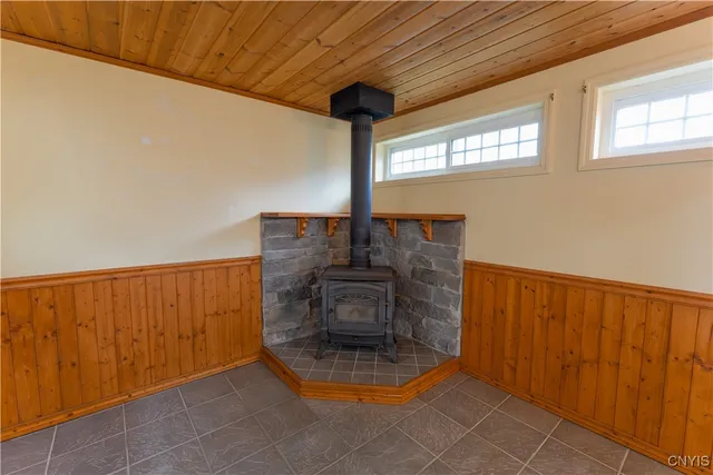 $259,900 | 407 Van Roen Road, Utica, NY 13502