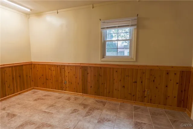 $259,900 | 407 Van Roen Road, Utica, NY 13502