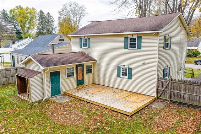 $259,900 | 407 Van Roen Road, Utica, NY 13502