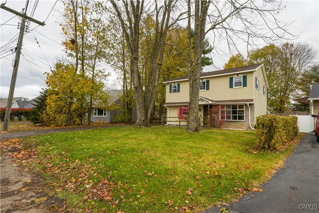 $259,900 | 407 Van Roen Road, Utica, NY 13502