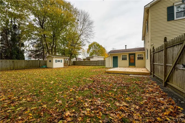 $259,900 | 407 Van Roen Road, Utica, NY 13502