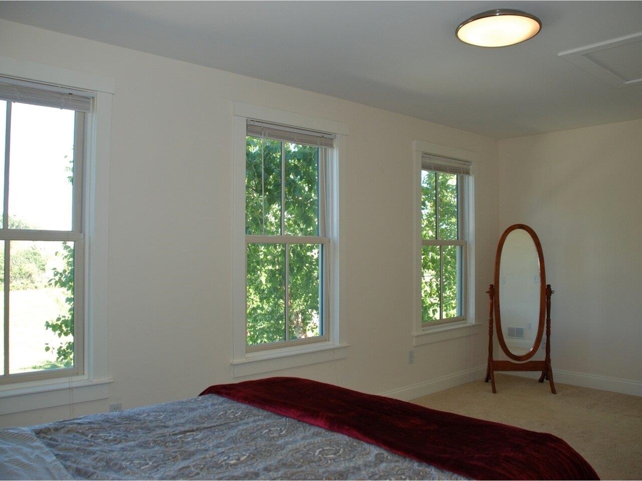140 Allen Road East South Burlington, VT 05403 - Photo 32 of 40 Gallery Image 32