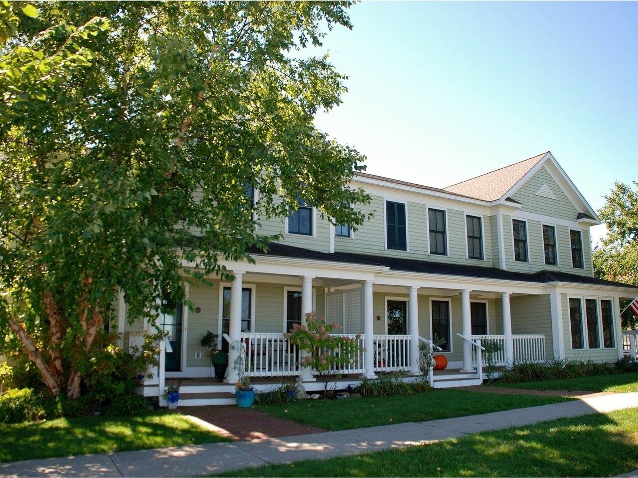 140 Allen Road East South Burlington, VT 05403 - Photo 4 of 40 Gallery Image 4