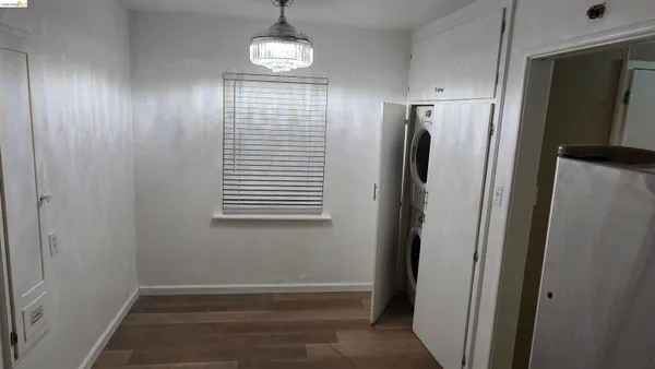 $2,500 | 2635 38th Avenue, Oakland, CA 94619