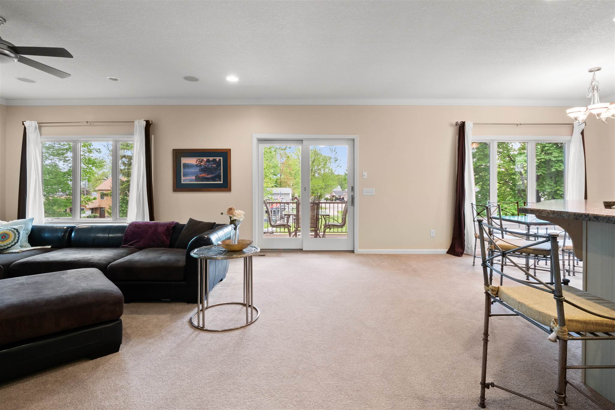 11468 North Ogden Point Road Syracuse, IN 46567 - Photo 12 of 34 Gallery Image 12