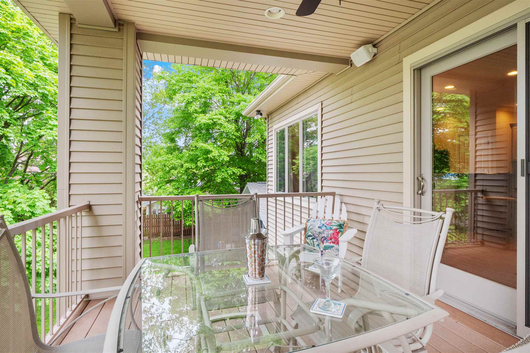11468 North Ogden Point Road Syracuse, IN 46567 - Photo 20 of 34 Gallery Image 20